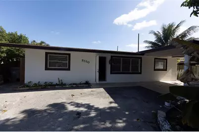 2510 NE 3rd Ave, Pompano Beach, FL 33064 - Photo 3
