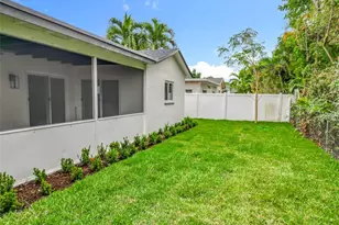 8926 SW 7th St, Boca Raton, FL 33433 - Photo 49