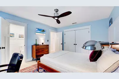 2409 NE 19th Ave, Wilton Manors, FL 33305 - Photo 19