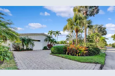 2409 NE 19th Ave, Wilton Manors, FL 33305 - Photo 35