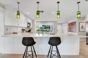 2409 NE 19th Ave, Wilton Manors, FL 33305 - Photo 25