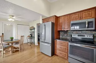 7409 Corkwood Terrace, Tamarac, FL 33321 - Photo 25