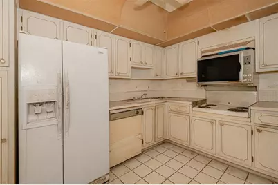 211 S Ocean Drive #301, Hollywood, FL 33019 - Photo 11