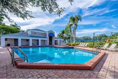 2105 W Discovery Cir W, Deerfield Beach, FL 33442 - Photo 33