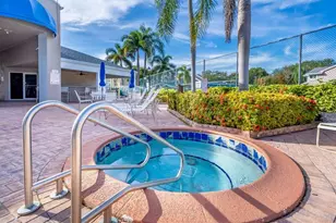 2105 W Discovery Cir W, Deerfield Beach, FL 33442 - Photo 37