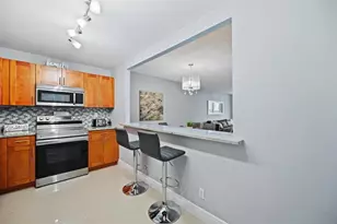 19380 Collins Ave, Sunny Isles Beach, FL 33160 - Photo 9