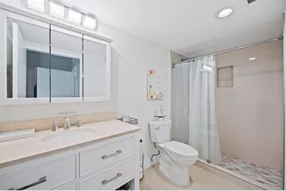 19380  Collins Ave, Unit #506, Sunny Isles Beach, FL 33160 - Photo 15