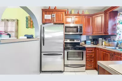 117 SW 1st Ave, Hallandale Beach, FL 33009 - Photo 33