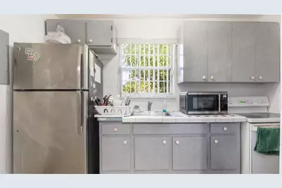 117 SW 1st Ave, Hallandale Beach, FL 33009 - Photo 23