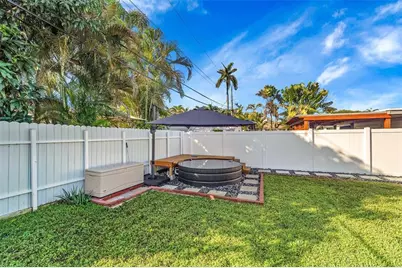 380 NW 47th Ct, Fort Lauderdale, FL 33309 - Photo 29