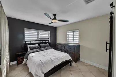 380 NW 47th Ct, Fort Lauderdale, FL 33309 - Photo 11