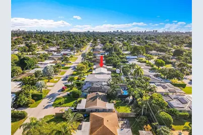 380 NW 47th Ct, Fort Lauderdale, FL 33309 - Photo 21