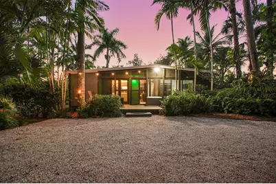 301 SW 14 Way, Fort Lauderdale, FL 33312 - Photo 1