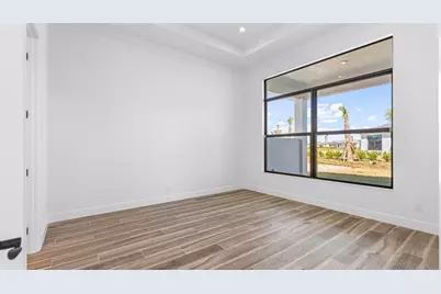 8388 SW Piacenza Way, Port Saint Lucie, FL 34987 - Photo 9