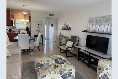 9400  Sunrise Lakes Blvd, Unit #307, Sunrise, FL 33322 - Photo 3