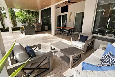 740 SW 18th St, Boca Raton, FL 33486 - Photo 35