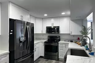 800 Parkview Dr, Hallandale Beach, FL 33009 - Photo 3