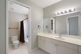 1381 Beacon Cir, Wellington, FL 33414 - Photo 31