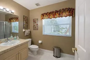 1381 Beacon Cir, Wellington, FL 33414 - Photo 35