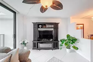 1101 River Reach Dr, Fort Lauderdale, FL 33315 - Photo 5