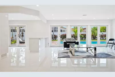 21100  Highland Lakes Blvd, Miami, FL 33179 - Photo 3