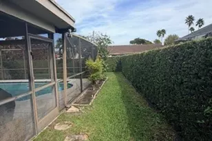 10931 NW 4th St, Coral Springs, FL 33071 - Photo 9