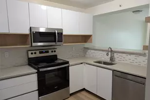 8706 NW 35th St, Coral Springs, FL 33065 - Photo 5