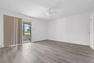 1038 Cambridge B, Deerfield Beach, FL 33442 - Photo 7