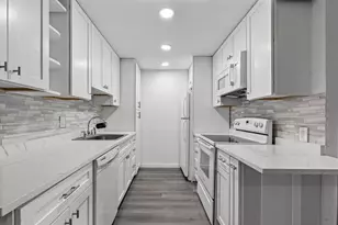 1038 Cambridge B, Deerfield Beach, FL 33442 - Photo 1