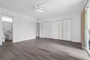 1038 Cambridge B, Deerfield Beach, FL 33442 - Photo 9