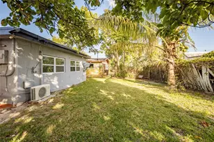 3120 SW 12th Pl, Fort Lauderdale, FL 33312 - Photo 9