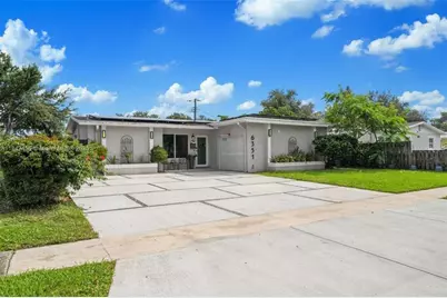 6351  Moseley St, Hollywood, FL 33024 - Photo 3