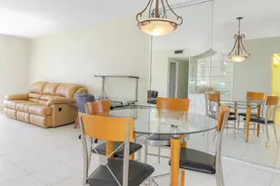 3800 Hillcrest Dr, Hollywood, FL 33021 - Photo 7