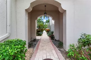 1900 Oceanwalk Ln, Lauderdale by the Sea, FL 33062 - Photo 23