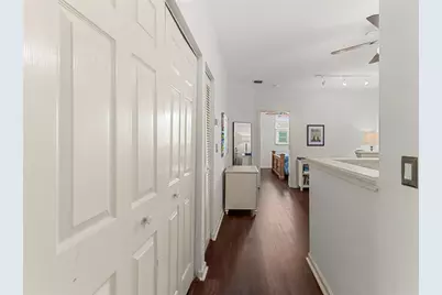 1900  Oceanwalk Ln, Unit #136, Lauderdale by the Sea, FL 33062 - Photo 29