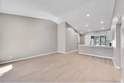 719  Gardens Dr, Unit #201, Pompano Beach, FL 33069 - Photo 9