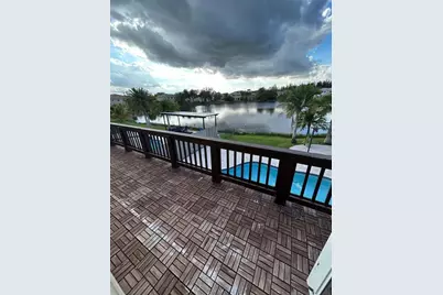 414 SW 205th Ave, Pembroke Pines, FL 33029 - Photo 13