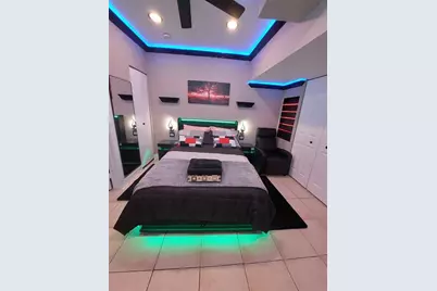 5770 NW 191st Ter, Hialeah, FL 33015 - Photo 5