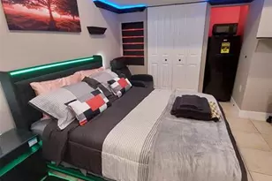 5770 NW 191st Terrace, Hialeah, FL 33015 - Photo 7