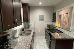 402 SW 12th St, Fort Lauderdale, FL 33315 - Photo 3