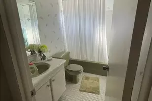 604 NE 2nd St, Dania Beach, FL 33004 - Photo 7