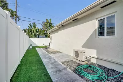 2129 NE 62nd St, Fort Lauderdale, FL 33308 - Photo 45