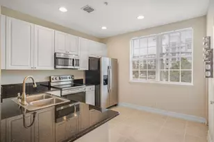 438 NE 2nd Ave, Fort Lauderdale, FL 33301 - Photo 7