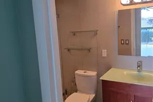 5033 NW 7th St, Miami, FL 33126 - Photo 15