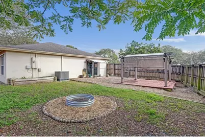 1073 SW 119th Ave, Davie, FL 33325 - Photo 13