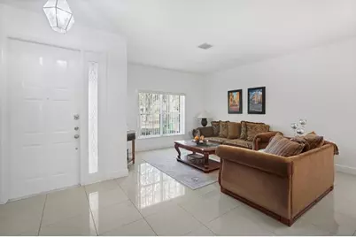 13758 SW 31st St, Miramar, FL 33027 - Photo 5