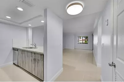 10001 W Atlantic Blvd, Unit #221, Coral Springs, FL 33071 - Photo 3