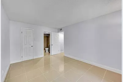 10001 W Atlantic Blvd, Unit #221, Coral Springs, FL 33071 - Photo 13