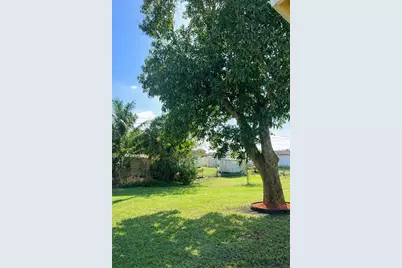 561  SW 14th St, Belle Glade, FL 33430 - Photo 5
