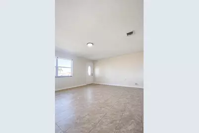 561  SW 14th St, Belle Glade, FL 33430 - Photo 7